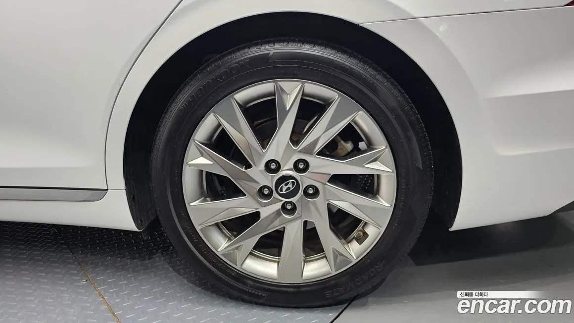Hyundai Grandeur 2021 из KR, фото 5