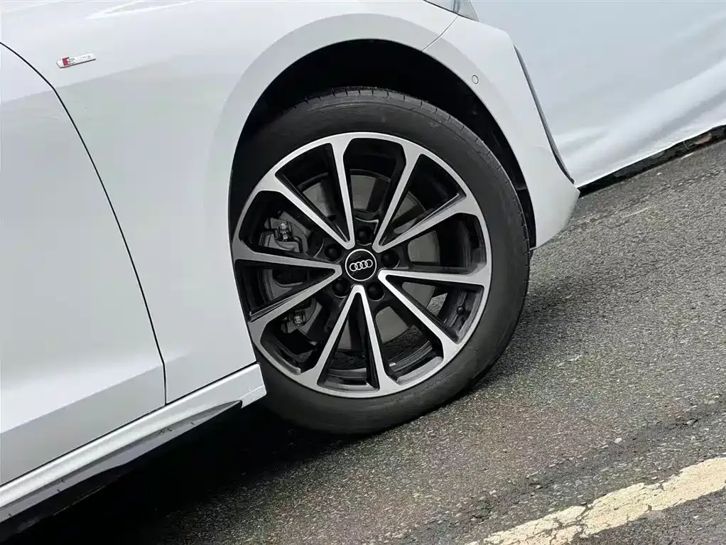Audi A5L 2025 из CN, фото 9