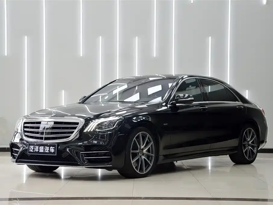 Mercedes-Benz S-Class — фото 1