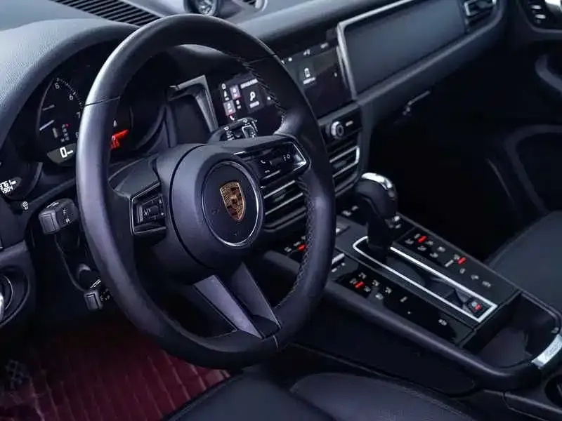 Porsche Macan — фото 7
