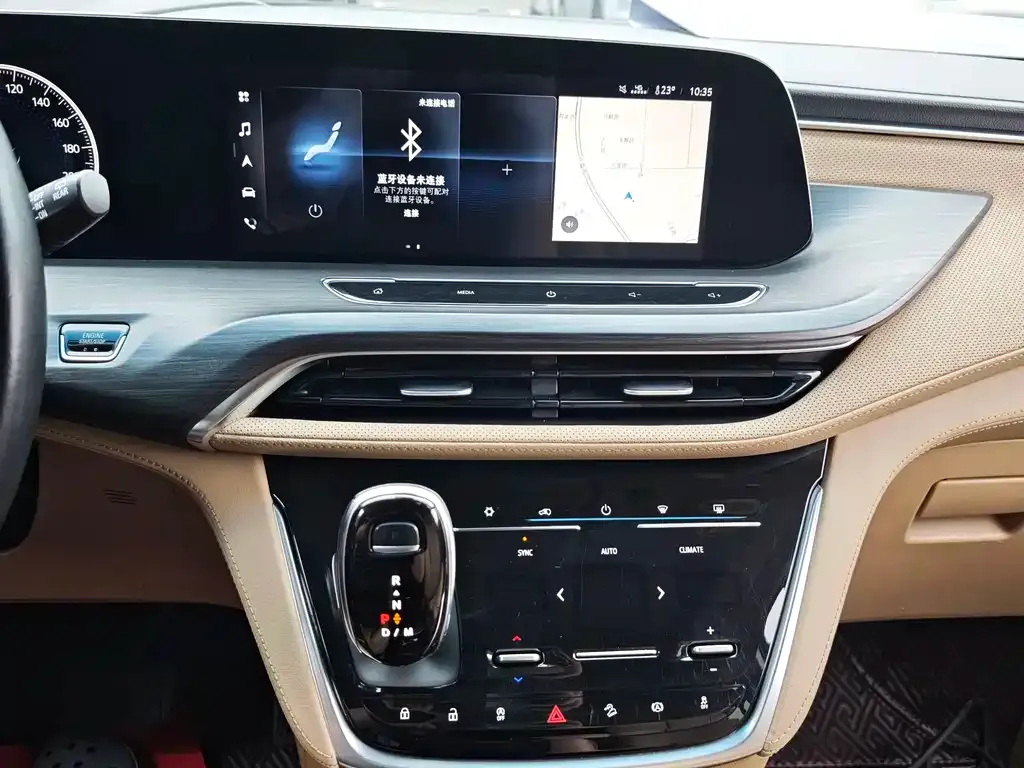 Buick GL8 2021 из CN, фото 8