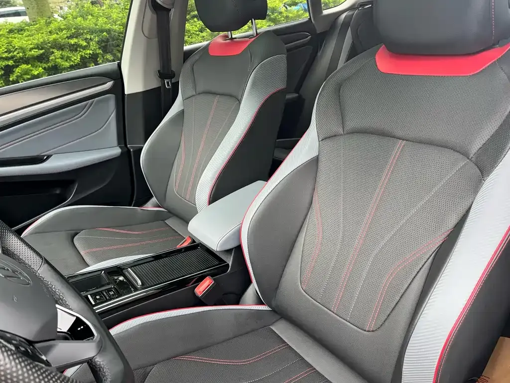Volkswagen Lamando 2023 из CN, фото 10