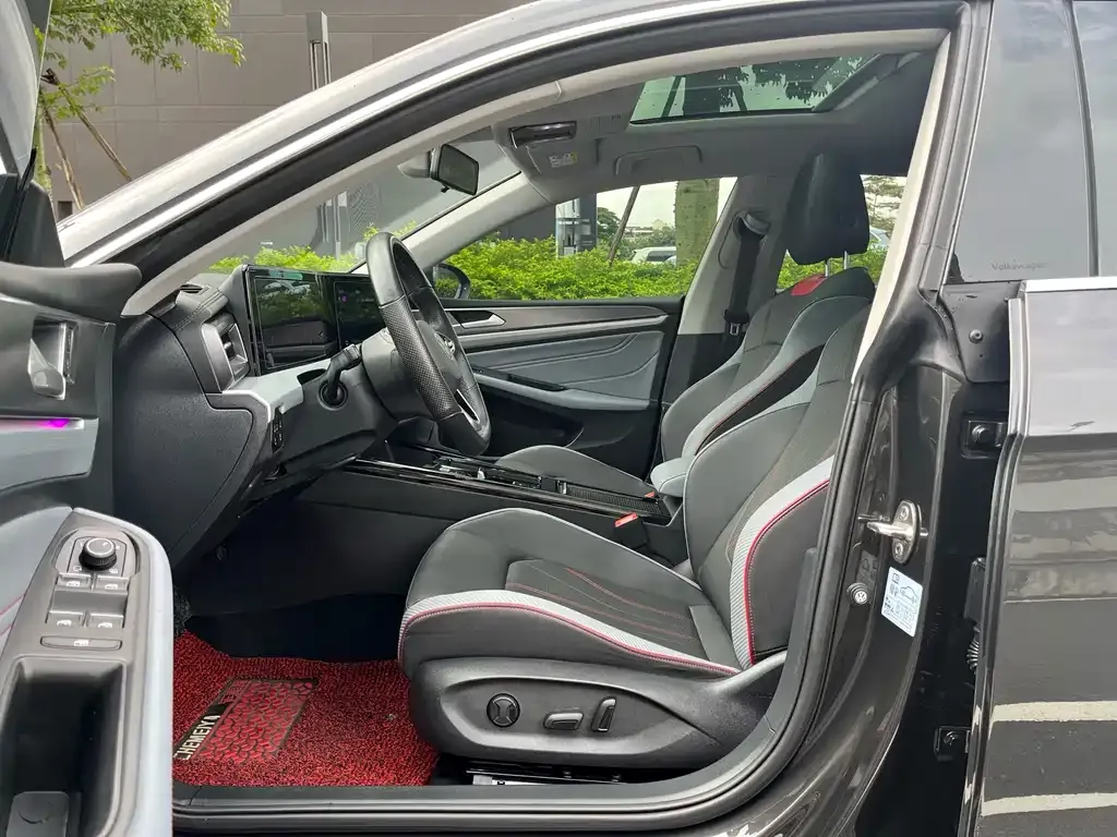 Volkswagen Lamando 2023 из CN, фото 8