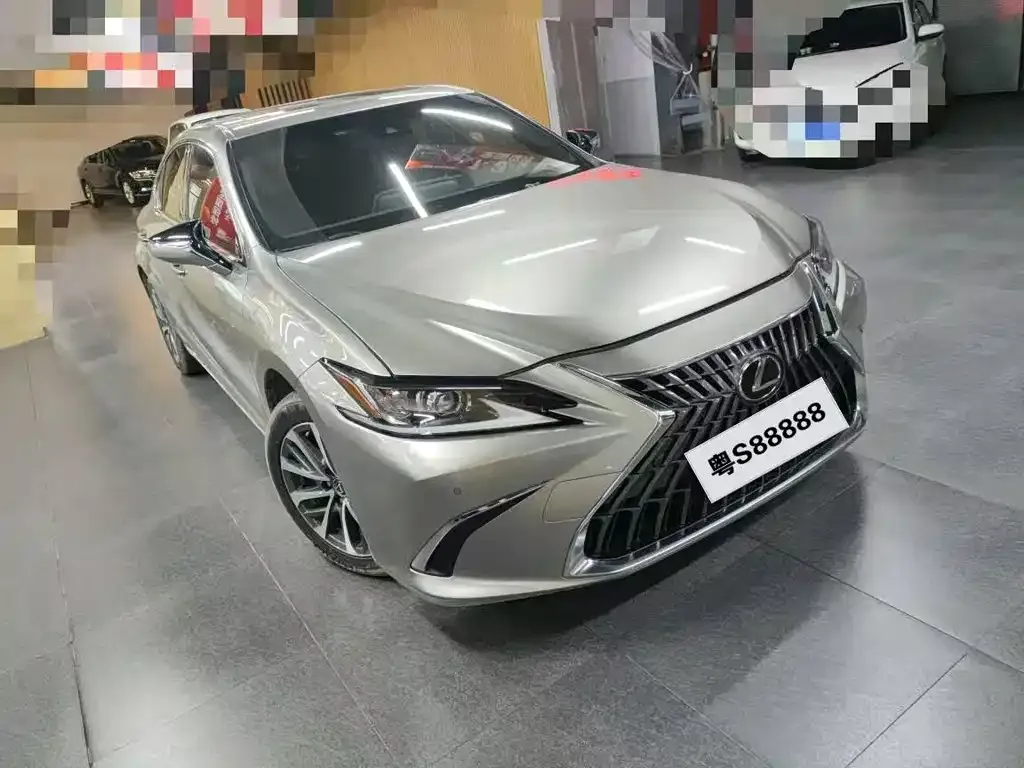 Lexus ES 2021 из CN, фото 1