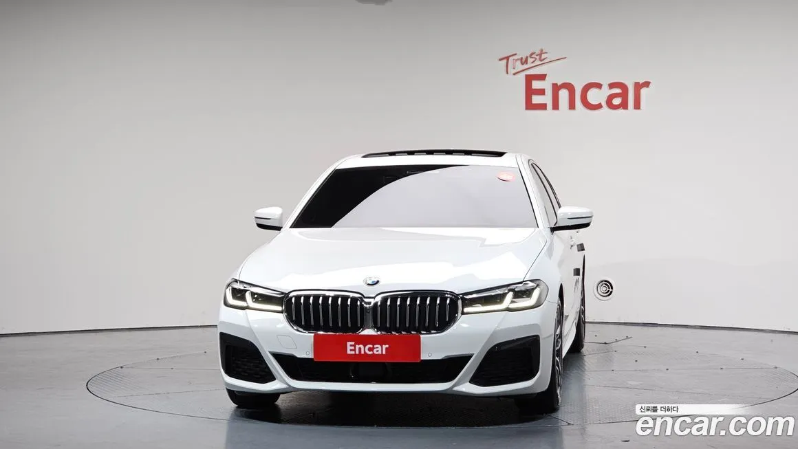 BMW 5-Series 2023 из KR, фото 3