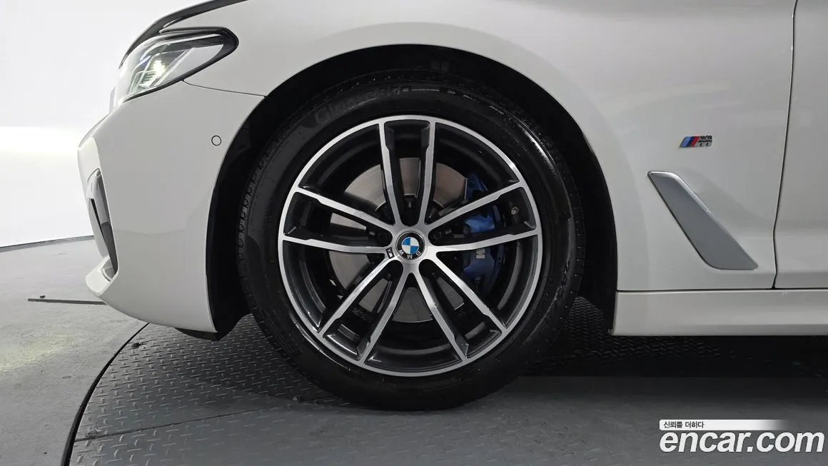 BMW 5-Series 2023 из KR, фото 5
