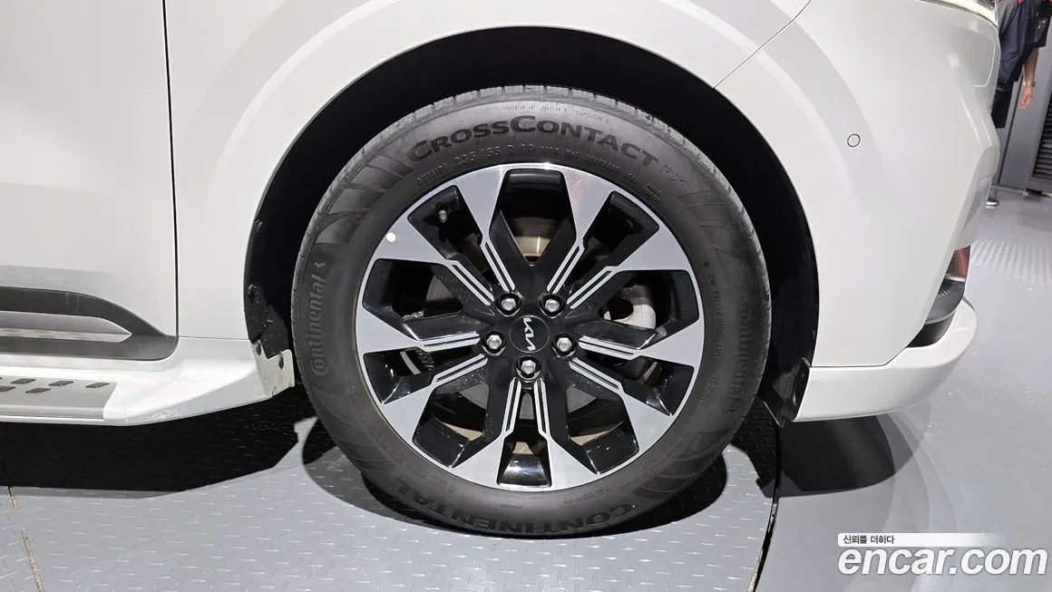 Kia Carnival 2023 из KR, фото 5