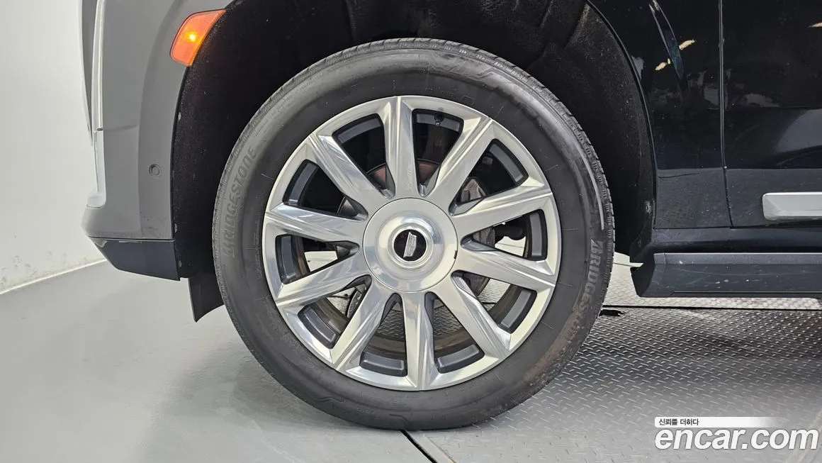 Cadillac Escalade 2022 из KR, фото 5