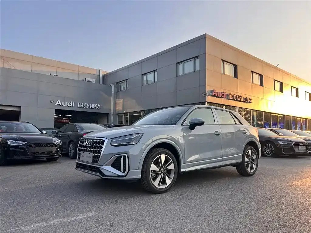 Audi Q2L 2025 из CN, фото 1