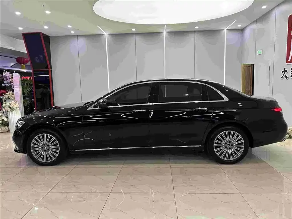 [object Object] E-Class 2023 из CN, фото 10