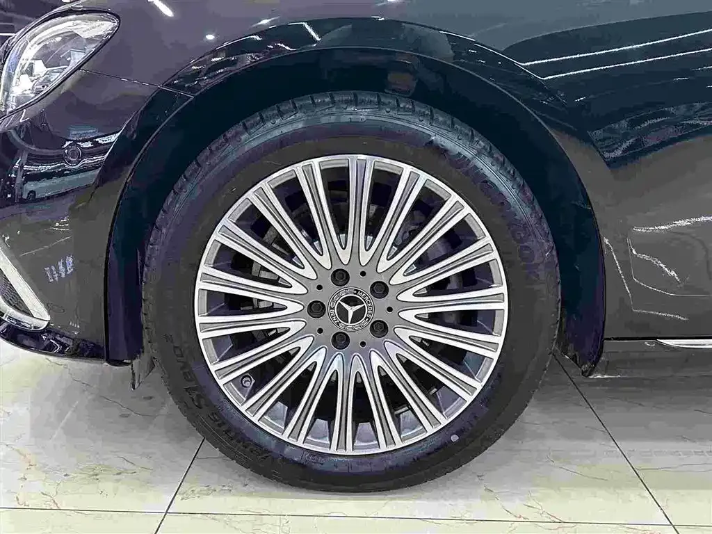 [object Object] E-Class 2023 из CN, фото 8