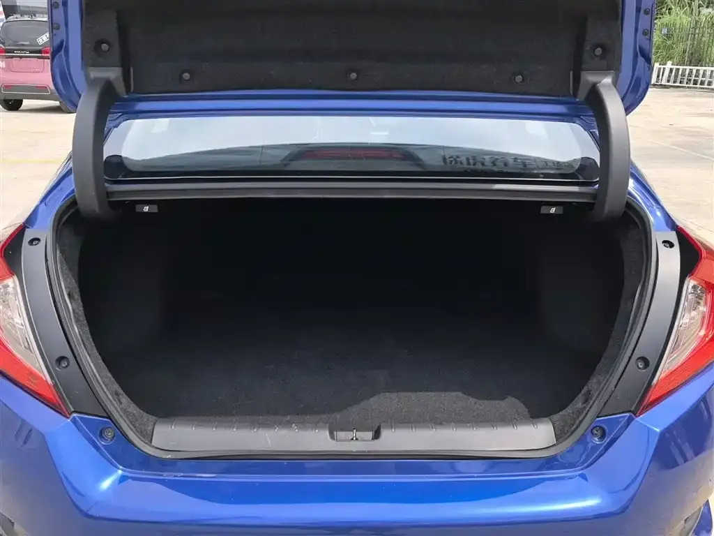 Honda Civic — фото 9