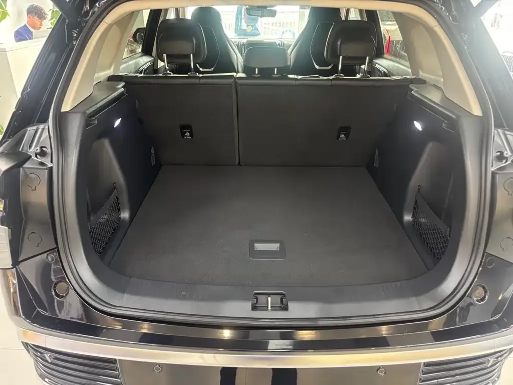 Hongqi HS3 PHEV 2025 из CN, фото 10