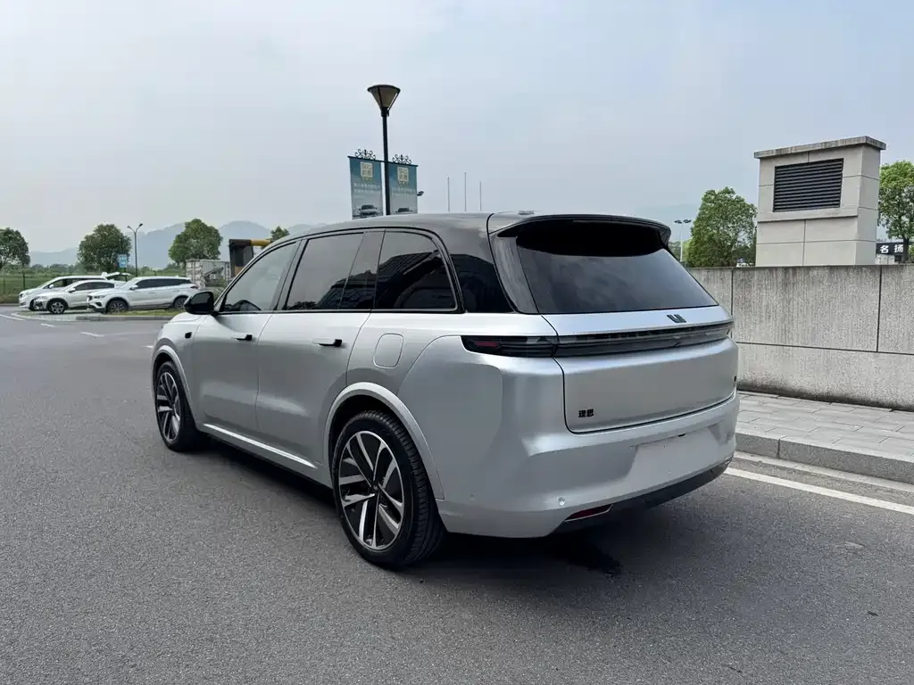 Li Auto L8 2023 из CN, фото 5