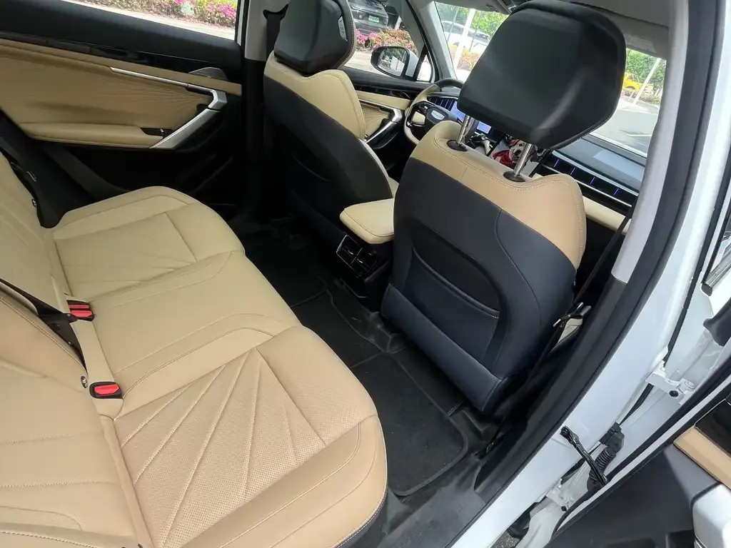 Geely Boyue L 2023 из CN, фото 9