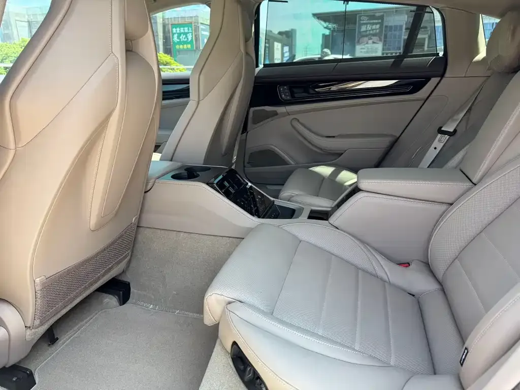 Porsche Panamera 2024 из CN, фото 6