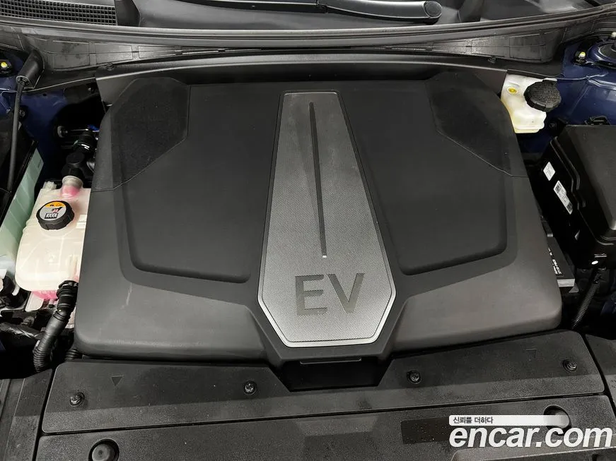 Kia EV6 2023 из KR, фото 5