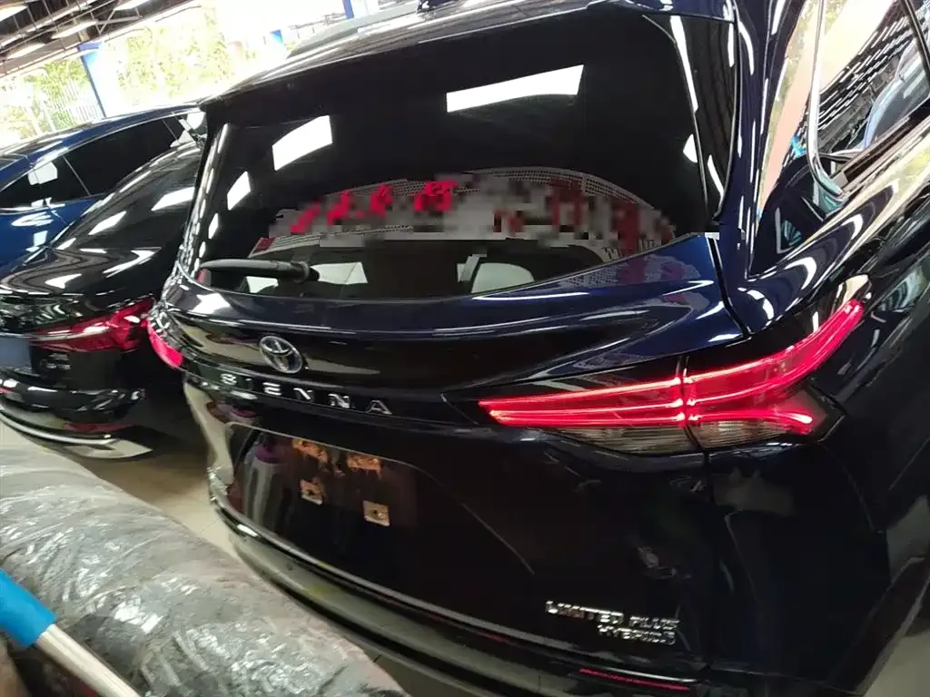 Toyota Sienna 2023 из CN, фото 6