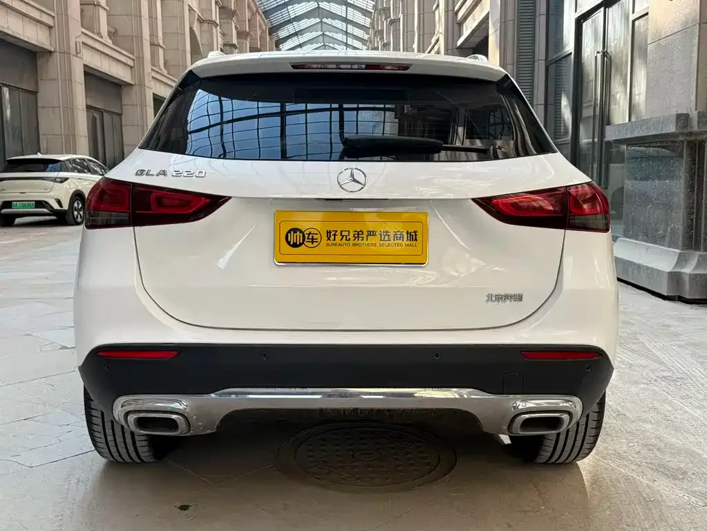 Mercedes-Benz GLA — фото 5