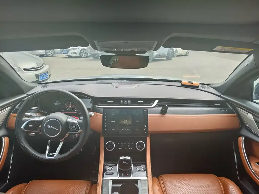 Jaguar XFL 2022 из CN, фото 6