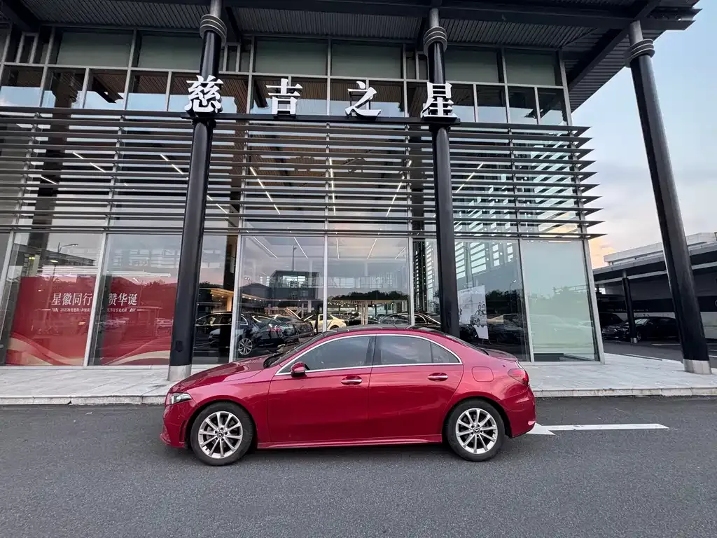 Mercedes-Benz A-Class 2021 из CN, фото 2