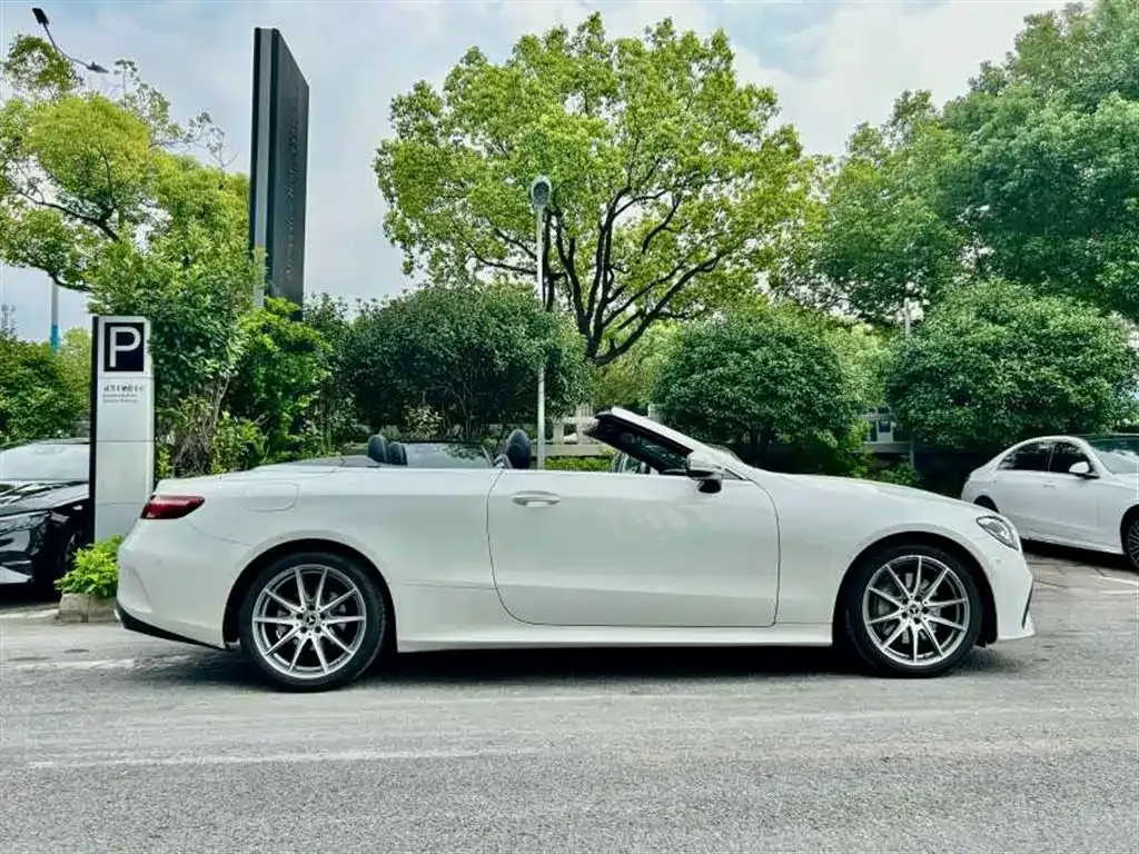 [object Object] E-Class (Import) 2022 из CN, фото 2