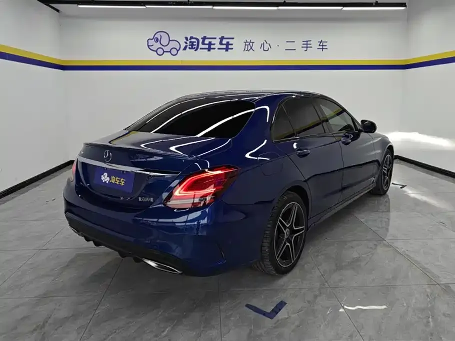 [object Object] C-Class 2021 из CN, фото 3