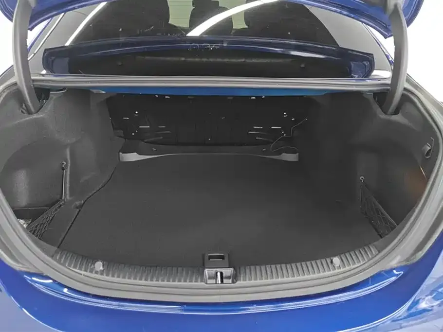 [object Object] C-Class 2021 из CN, фото 4