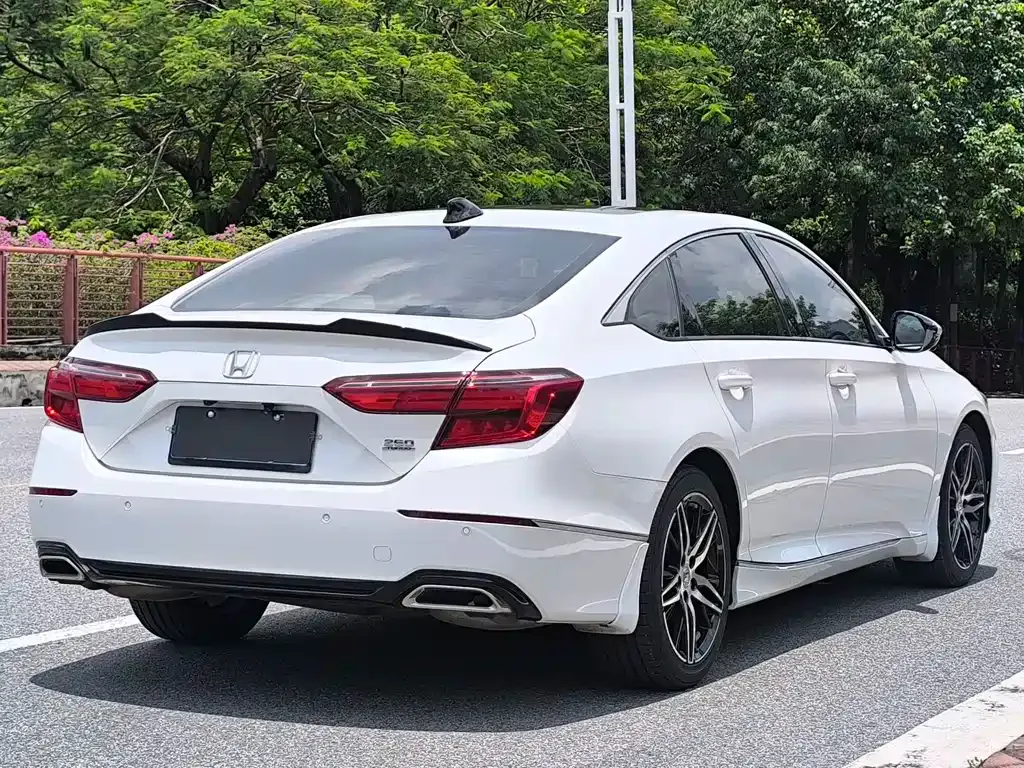 Honda Inspire 2022 из CN, фото 5