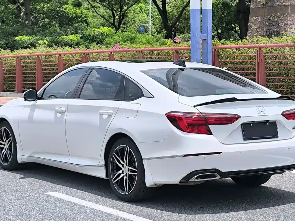 Honda Inspire 2022 из CN, фото 7