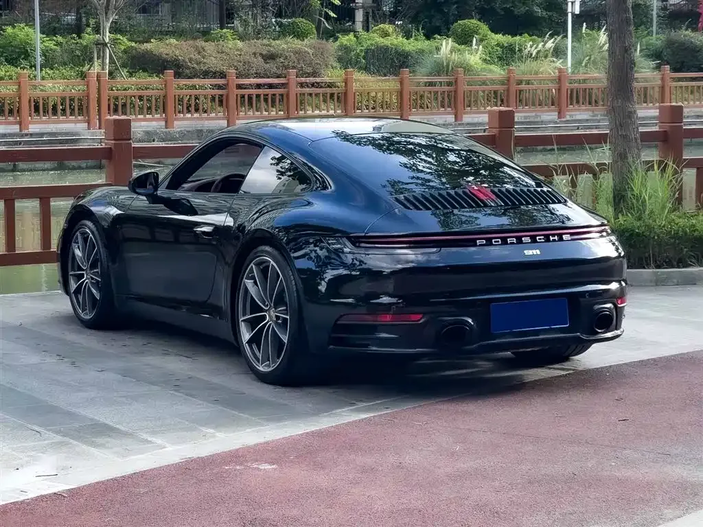 Porsche 911 2025 из CN, фото 5