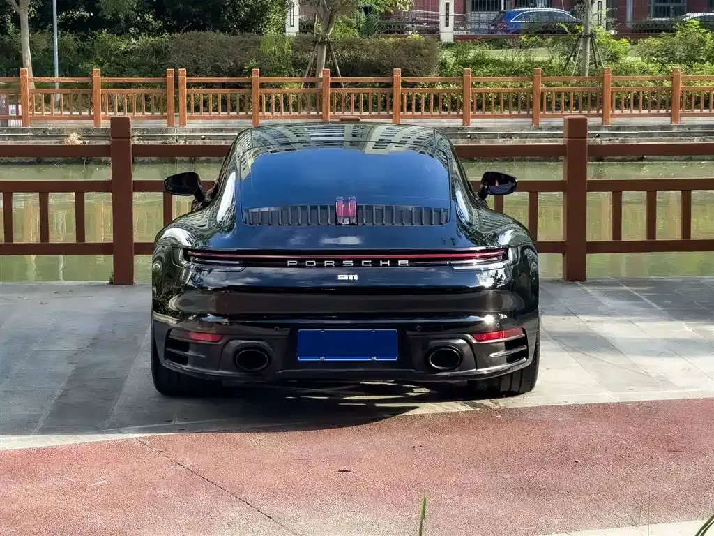 Porsche 911 2025 из CN, фото 6