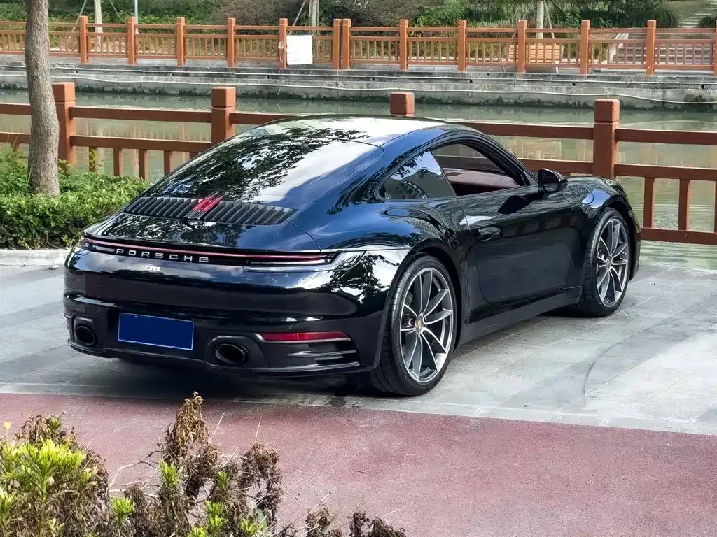 Porsche 911 2025 из CN, фото 7