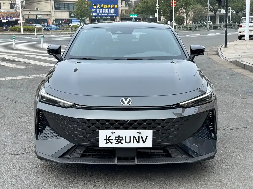 Changan UNI-V 2025 из CN, фото 2