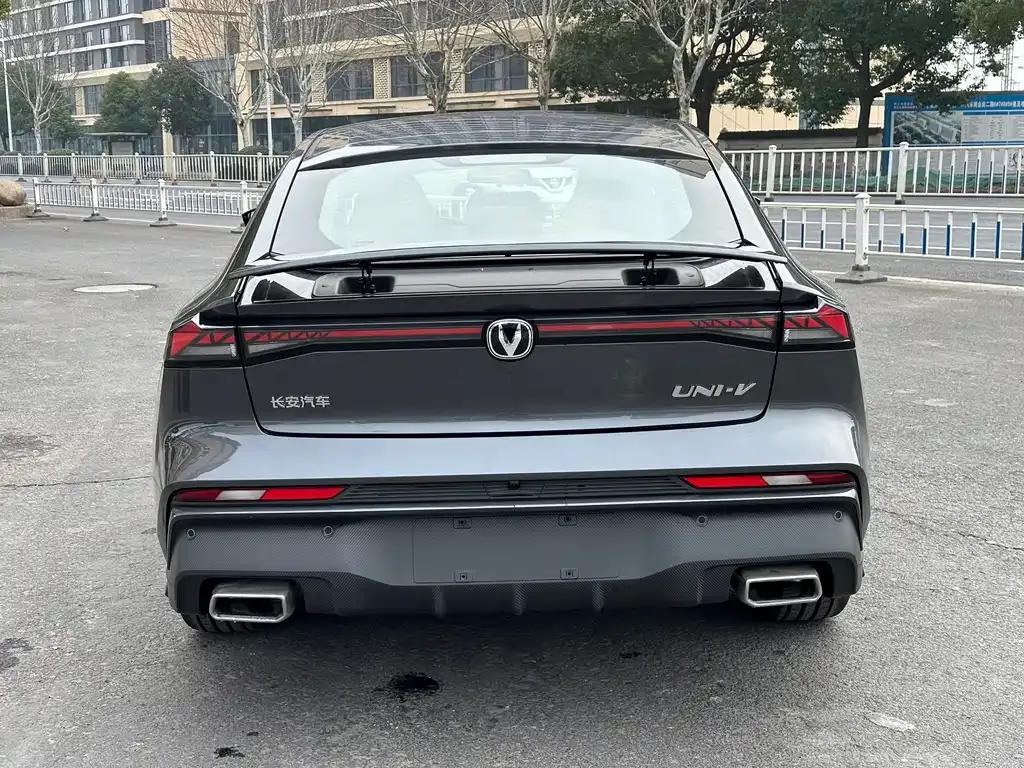 Changan UNI-V 2025 из CN, фото 4