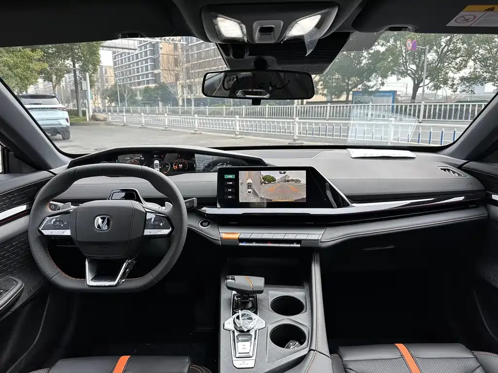 Changan UNI-V 2025 из CN, фото 6