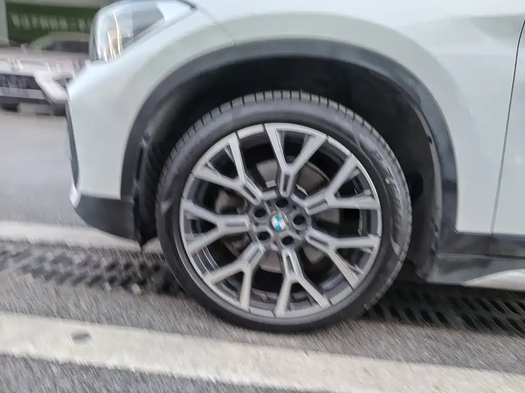 BMW X1 2022 из CN, фото 4