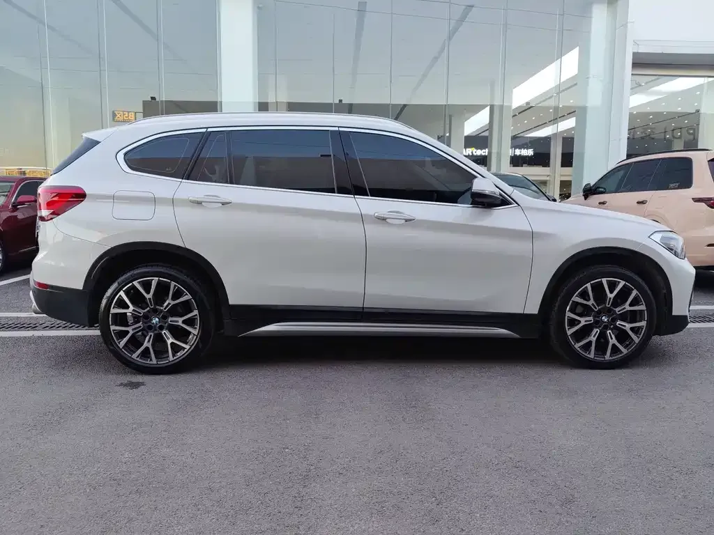 BMW X1 2022 из CN, фото 9