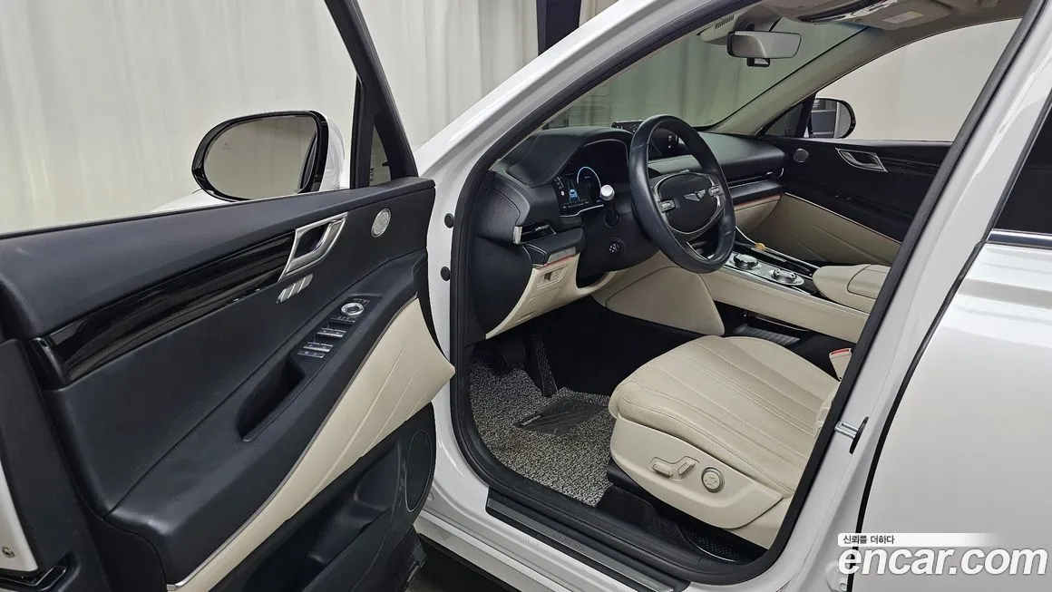 Genesis GV80 — фото 10