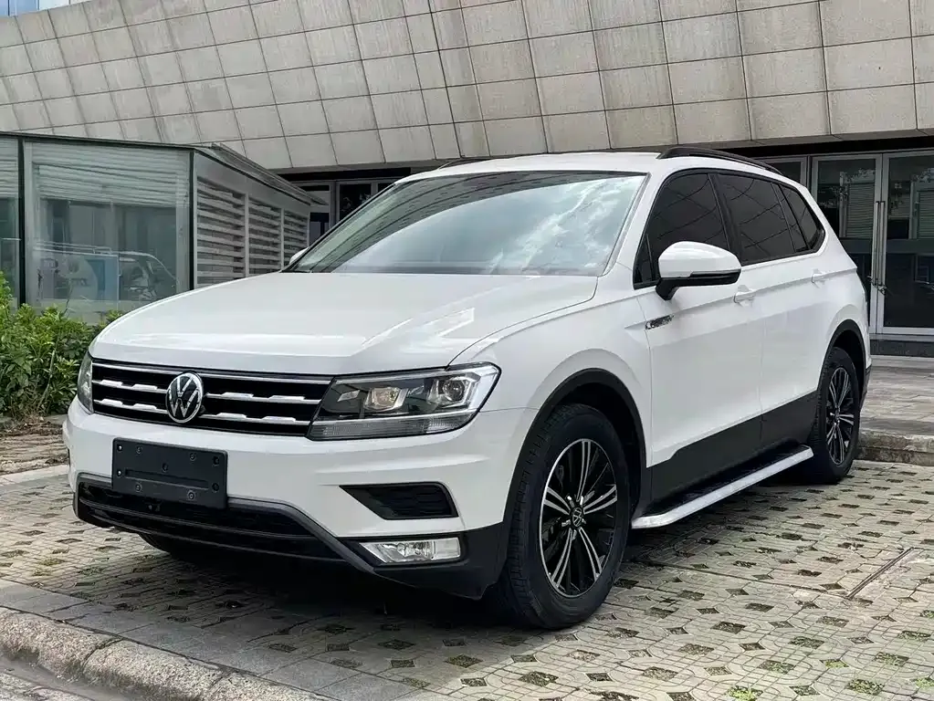 Volkswagen Tiguan L 2021 из CN, фото 1