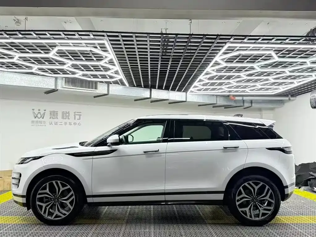 Land Rover Evoque 2024 из CN, фото 3