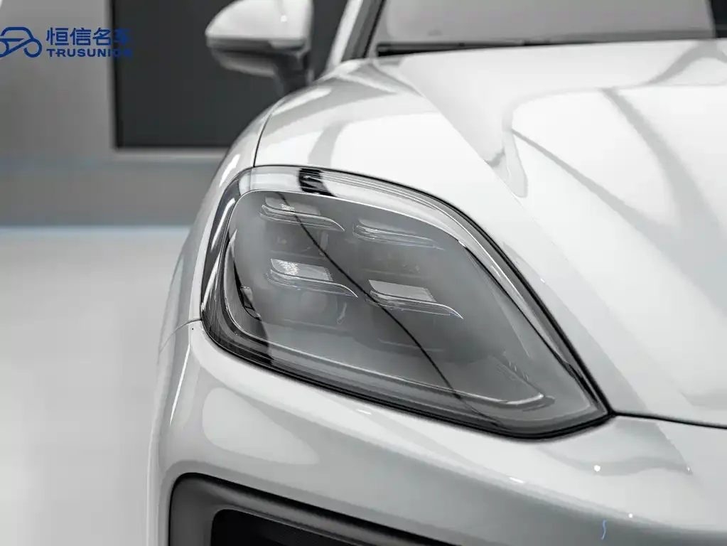 Porsche Cayenne Hybrid 2024 из CN, фото 8