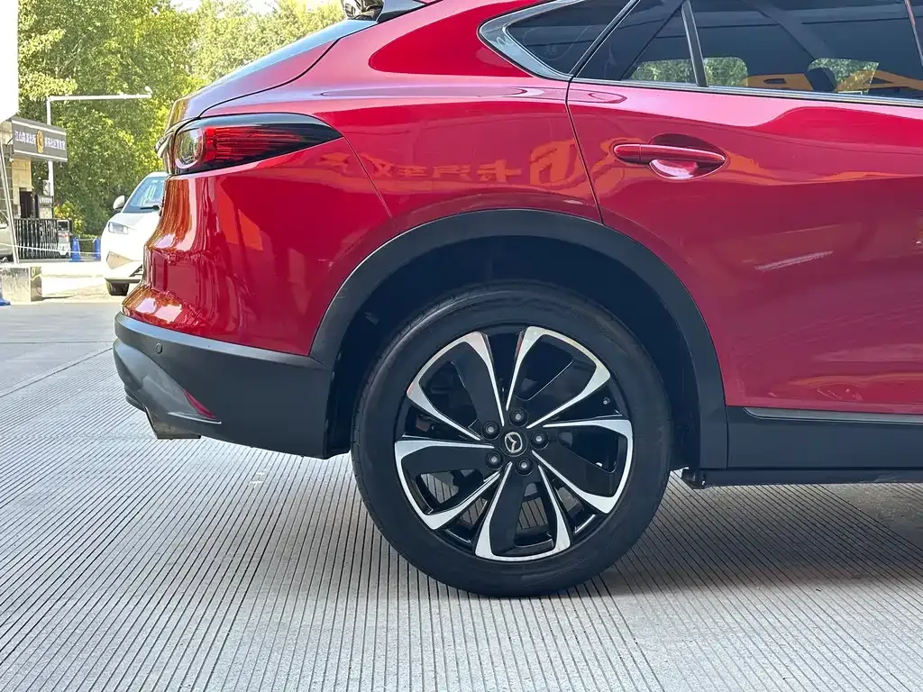 Mazda CX-4 2022 из CN, фото 8