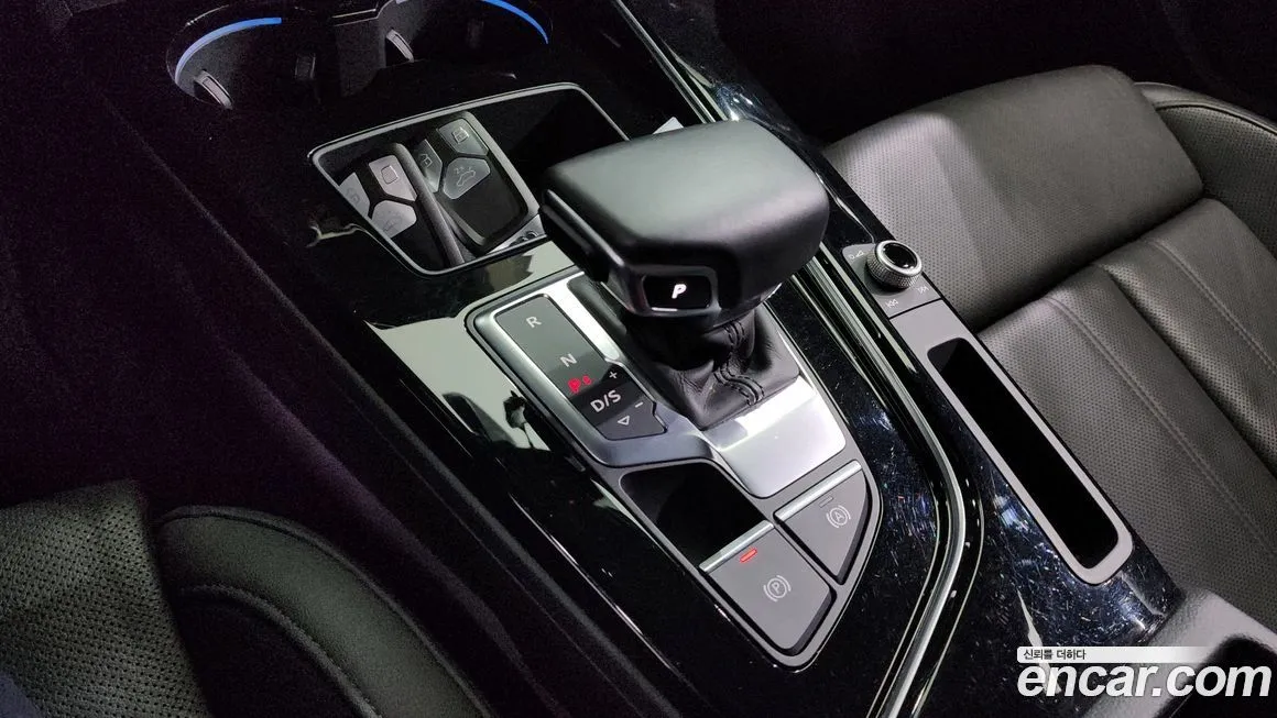 Audi A4 2021 из KR, фото 9