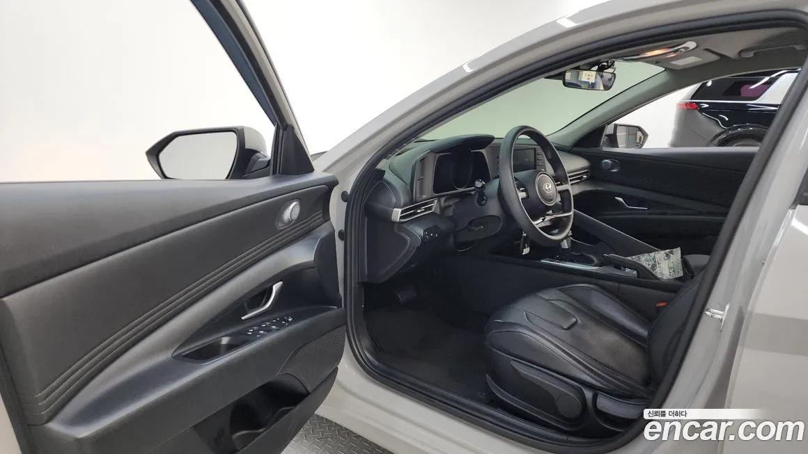 Hyundai AVANTE 2023 из KR, фото 10