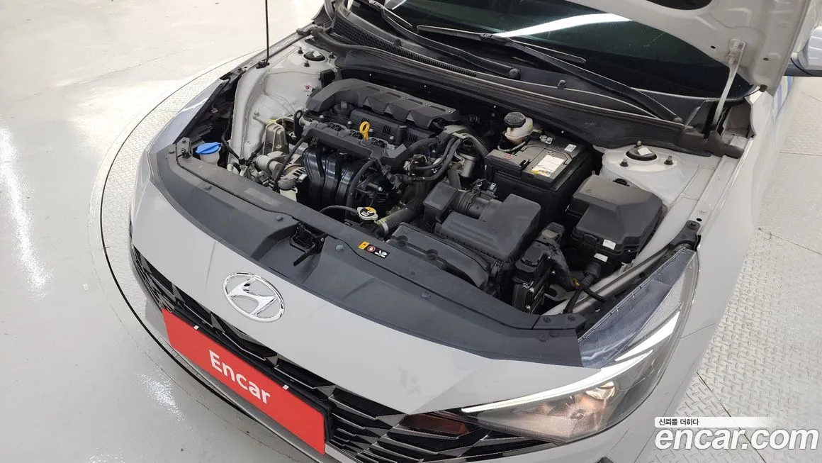 Hyundai AVANTE 2023 из KR, фото 6