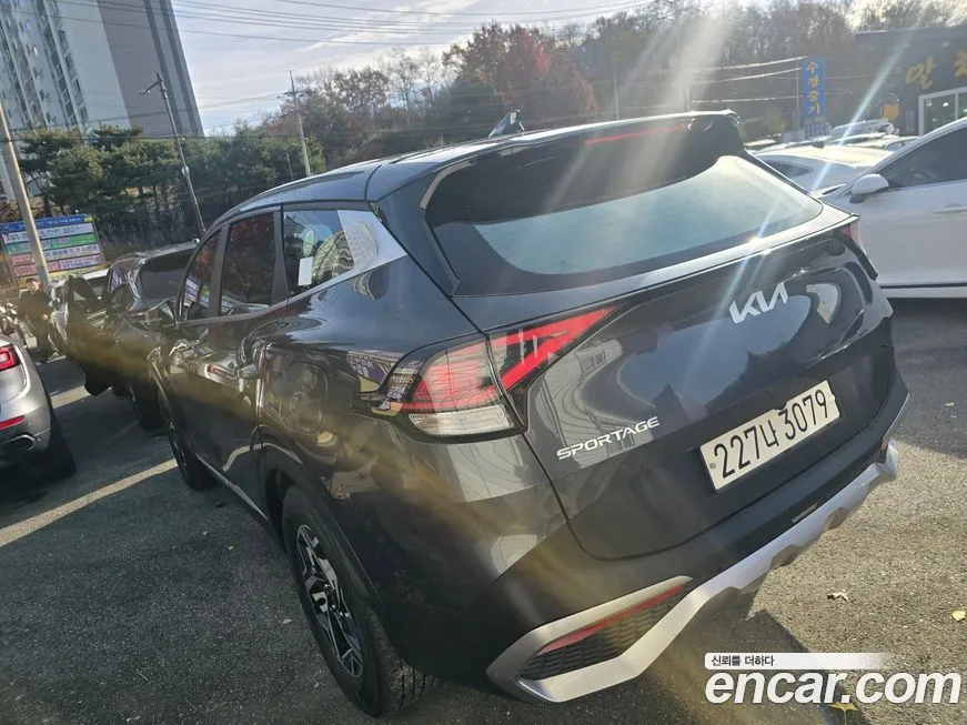 Kia Sportage — фото 6
