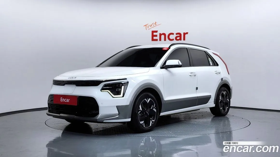 Kia Niro 2024 из KR, фото 1