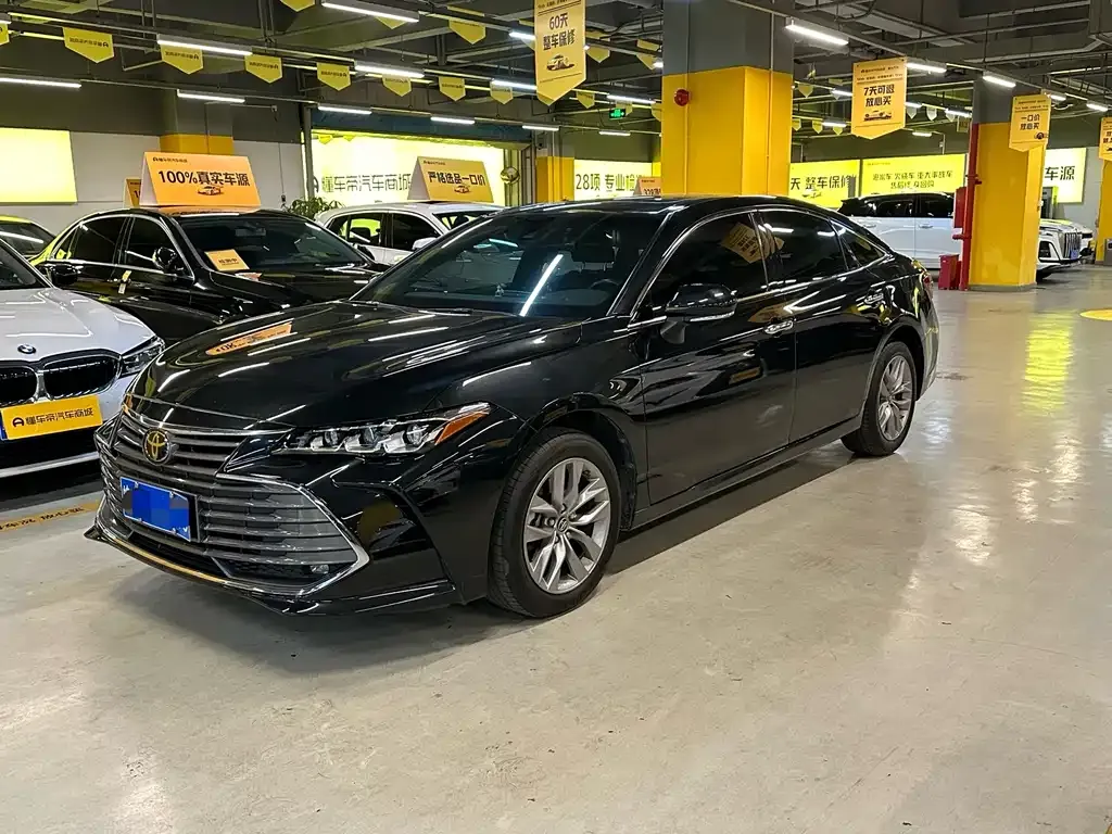 Toyota Avalon 2022 из CN, фото 1