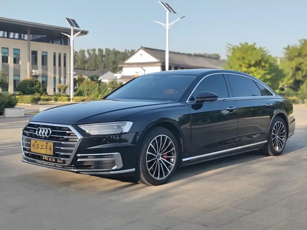 Audi A8 2021 из CN, фото 1